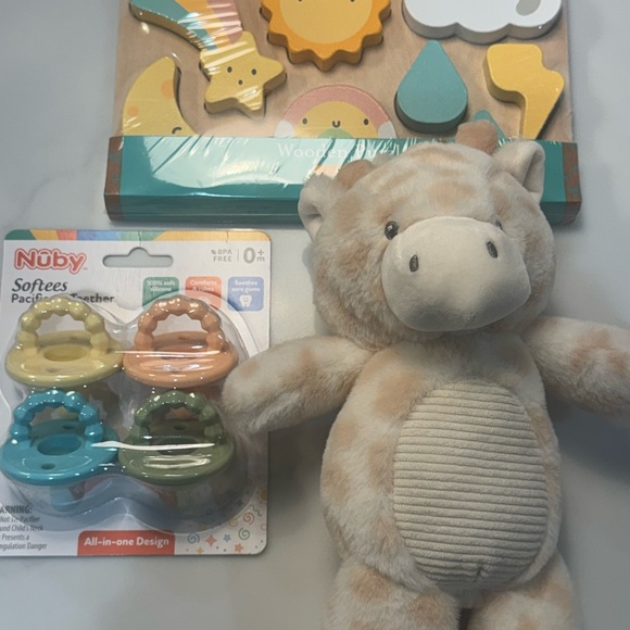 Newborn gift set for expecting or new mom - Picture 5 of 8